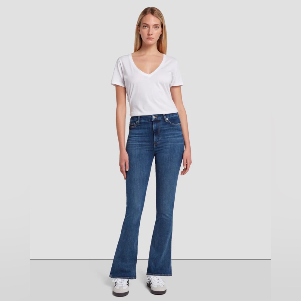 Boot cut blue jeans